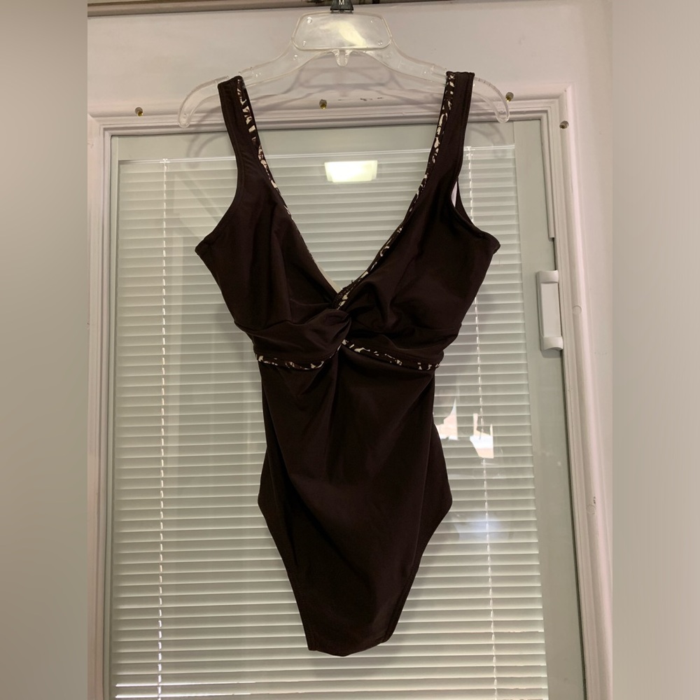 Ladies Sz 8 swimsuit by Christina NWOT